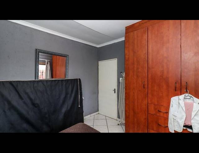 2 BEDROOM APARTMENT FOR SALE IN CROYDON